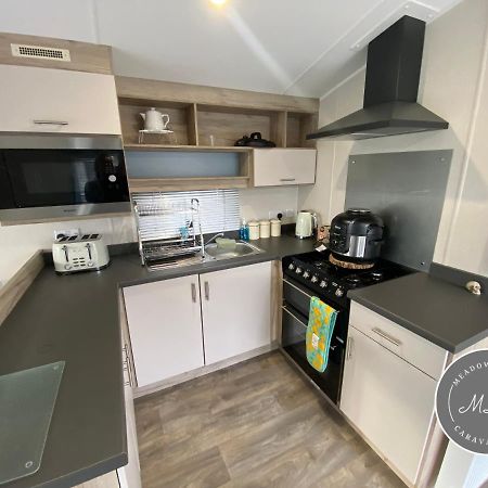 Meadow View 171 - Golden Palm - Central Heating, Wifi, Pet Friendly, Bed Linen - Meadow Lakes Caravan & Lodge Hire Чапел-Сент-Леонардс Экстерьер фото